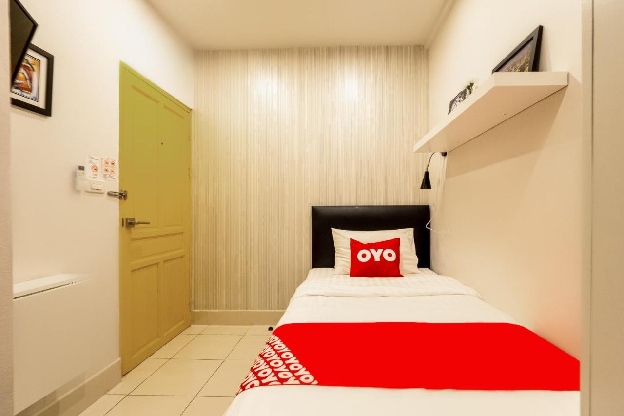 Hotel Oyo 960 The Urban Age Deluxe Bangkok Zewnętrze zdjęcie