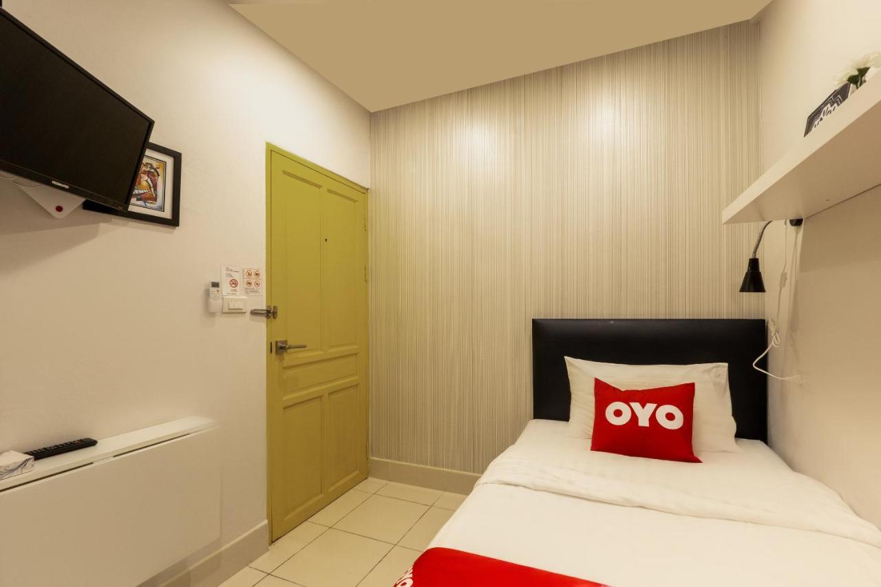 Hotel Oyo 960 The Urban Age Deluxe Bangkok Zewnętrze zdjęcie